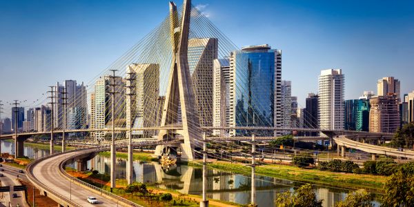 Traslados para o Litoral Sul e Norte de São Paulo